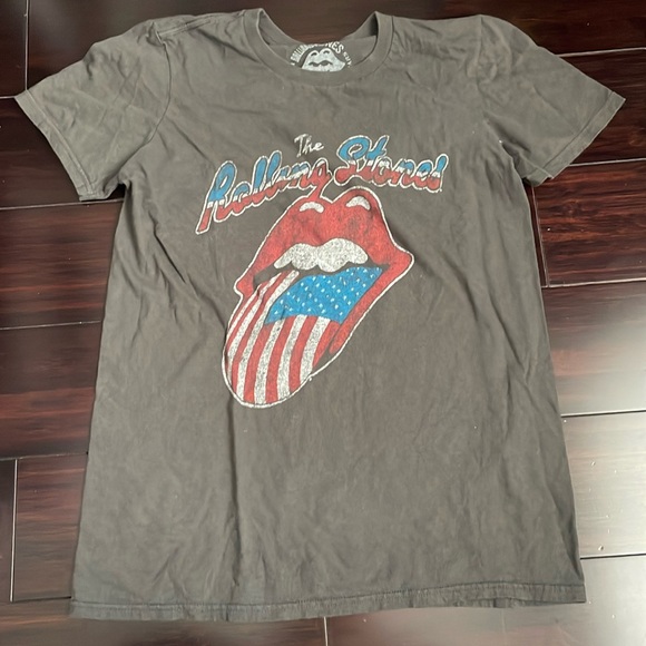 ROLLING STONE GREY TSHIRT in size small. - Picture 1 of 5